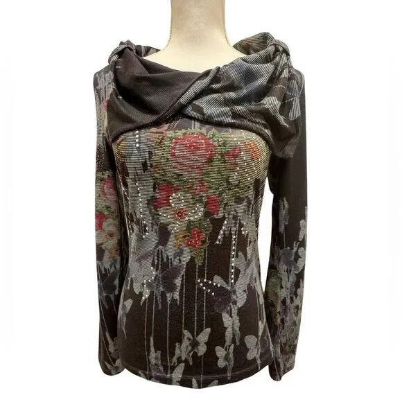 Y2K Alberto Makali Floral Printed and Embelished Top. Medium - Picture 2 of 7